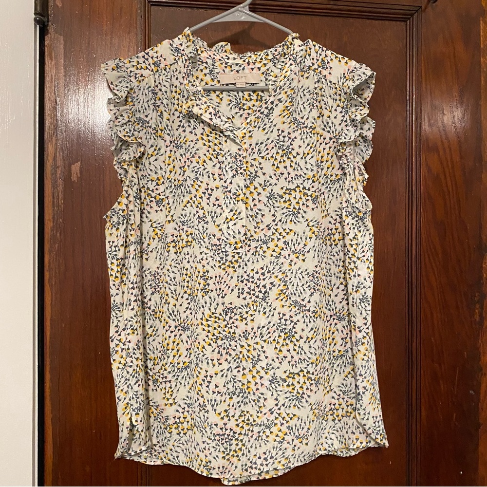 Floral LOFT Shell Top - Sleeveless Blouse